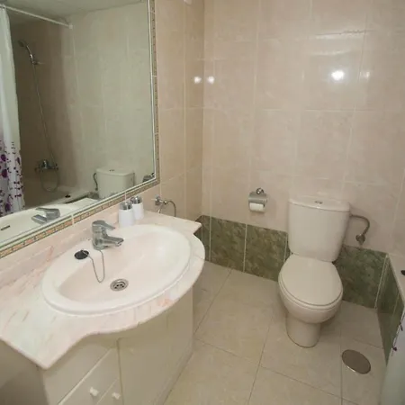 Zafiro 46C Apartment *
